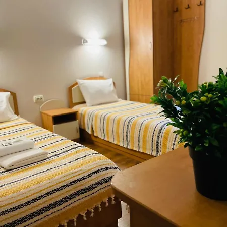 лагуна Hotel Dospat